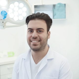G. Tokmaji, cosmetisch arts bij Hairtec Haarkliniek