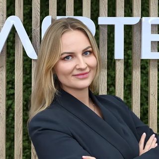 Nadine, Gastvrouw · PRP-behandelteam bij Hairtec Haarkliniek