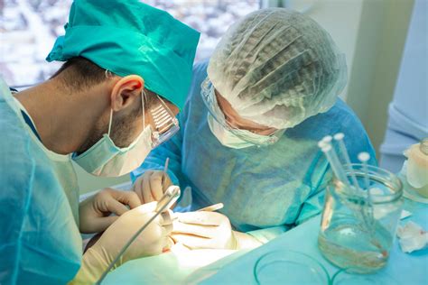 Wat Te Doen Bij Complicaties Na Haartransplantatie?